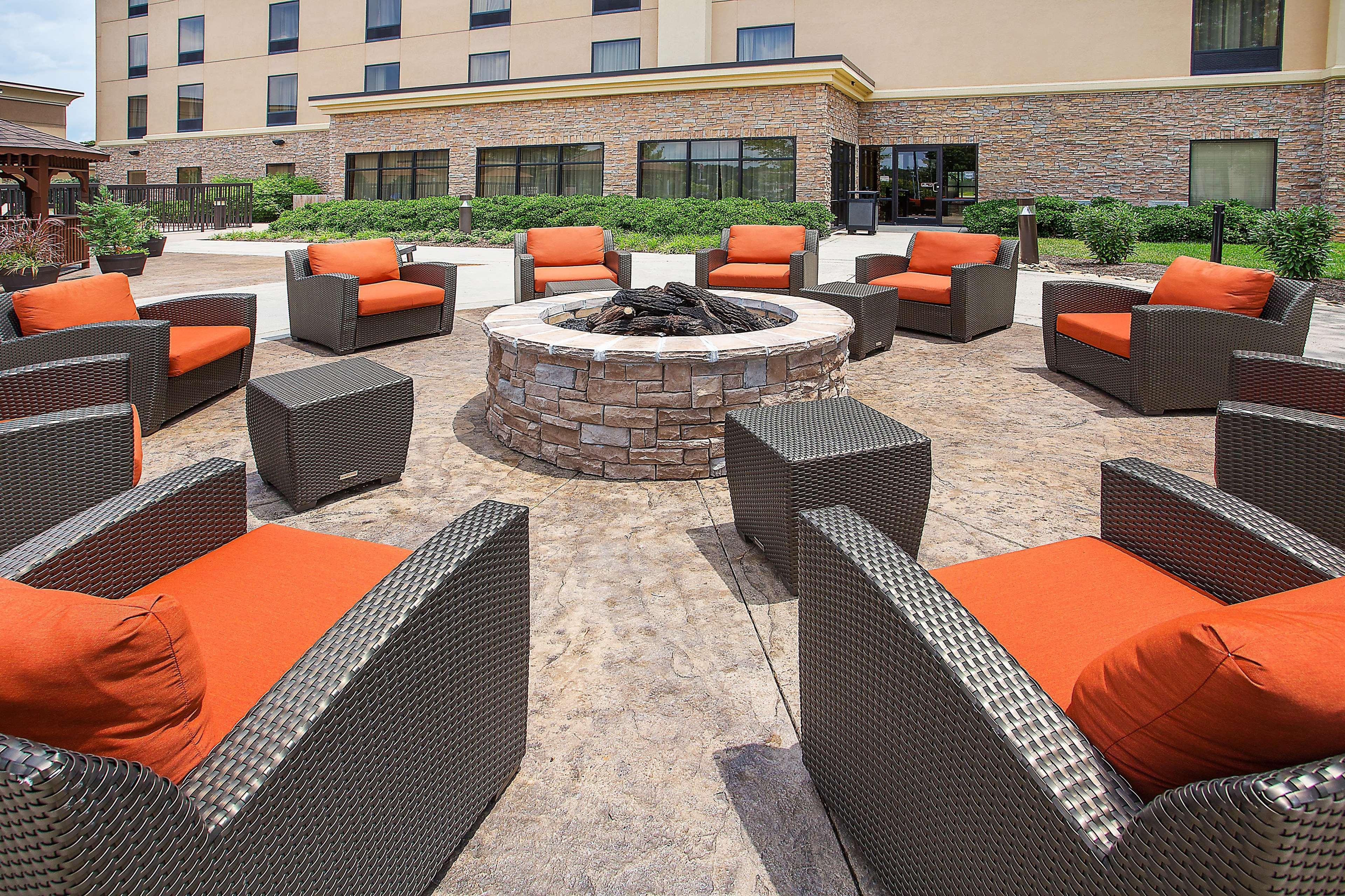 Hampton Inn Knoxville-West At Cedar Bluff Экстерьер фото