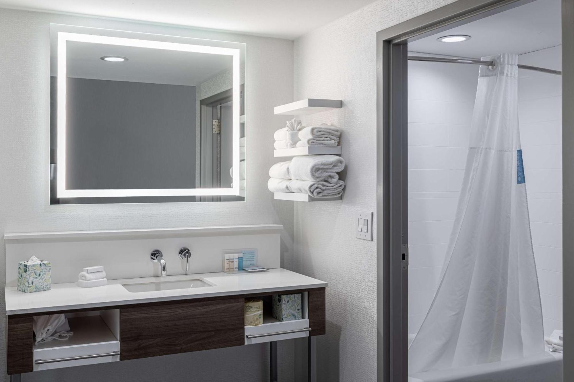 Hampton Inn Knoxville-West At Cedar Bluff Экстерьер фото