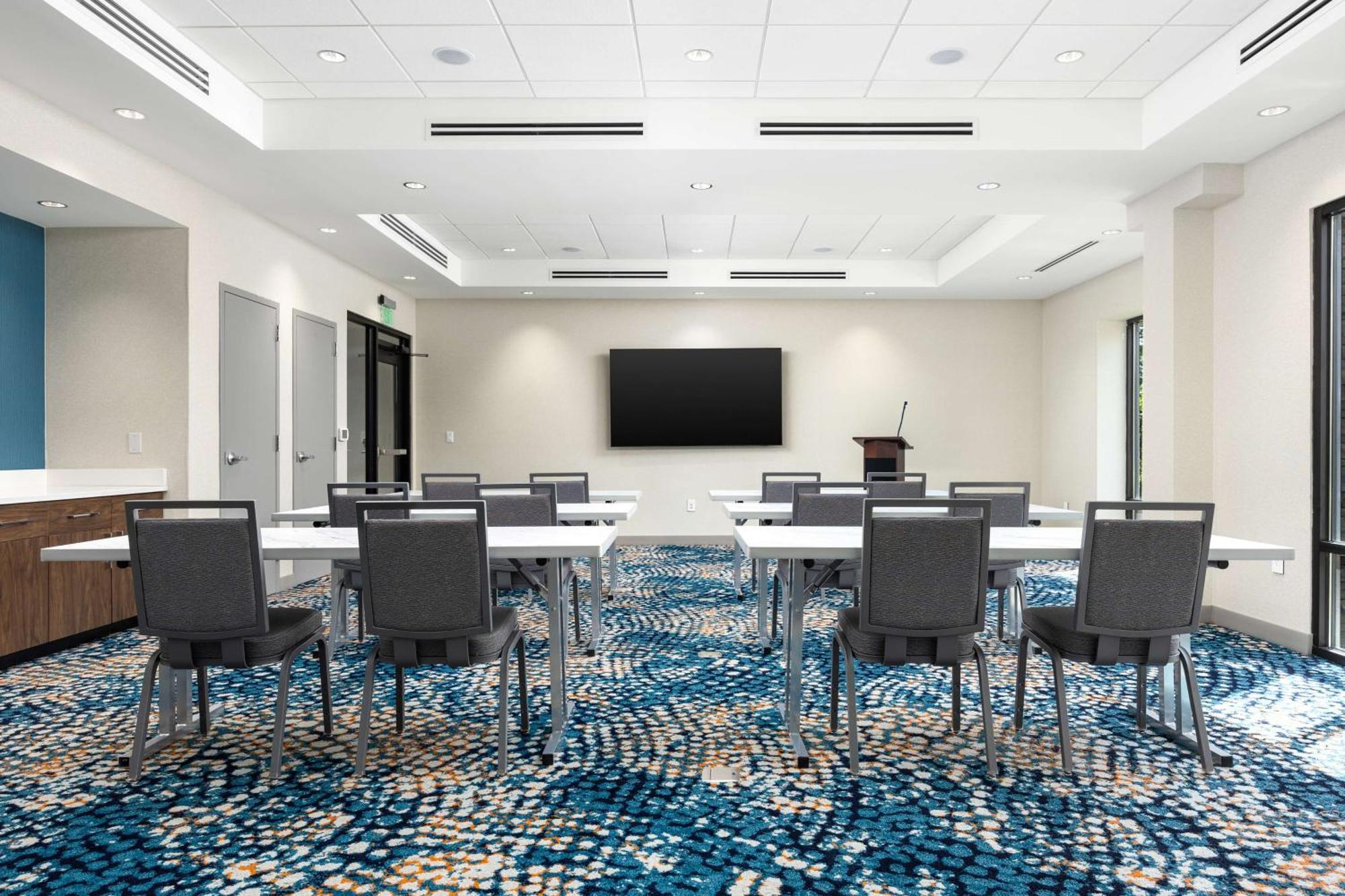 Hampton Inn Knoxville-West At Cedar Bluff Экстерьер фото