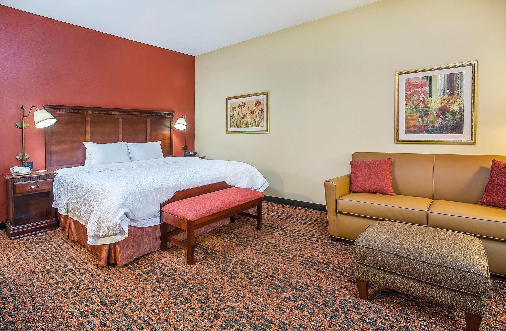 Hampton Inn Knoxville-West At Cedar Bluff Экстерьер фото
