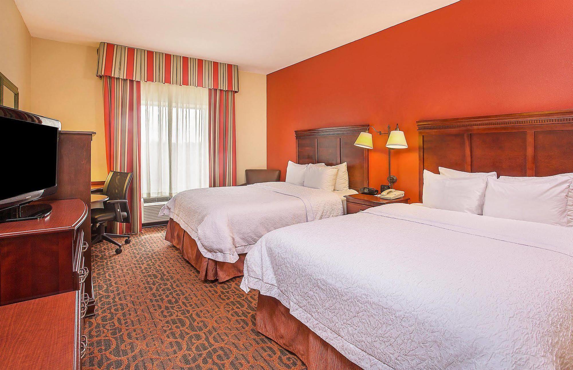 Hampton Inn Knoxville-West At Cedar Bluff Экстерьер фото